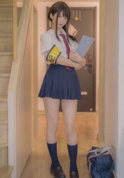 欧美侏儒症美女_高清手机在线看