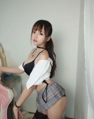 欧美肥臀bbwbbw_爱奇艺VIP神马影院手机在线