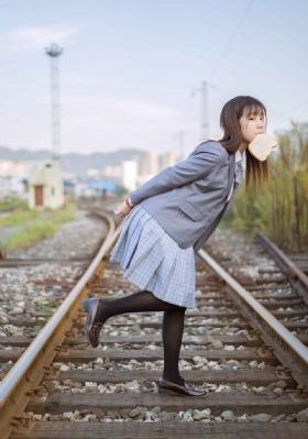 青青草原网免费国产_超清免费播放