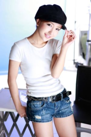一女被两根凶猛挺进动态图_BD韩语高清视频播放