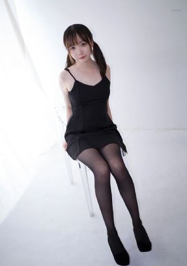 欧美又黑又长的身体油画_BD韩语全集在线观看