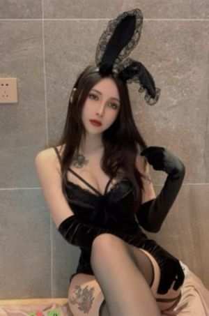 欧美国产人妖_HD完整在线观看