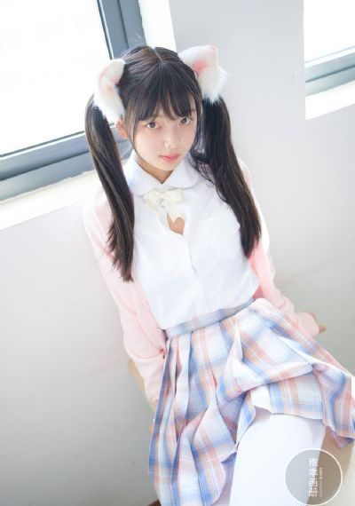 2021年国产家庭伦理剧_720超清免费观看