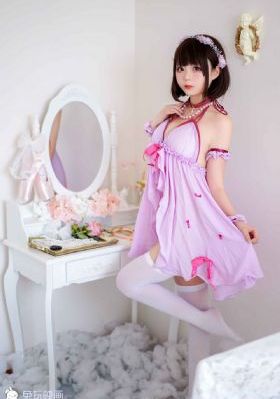 欧美相机下载_720全集免费播放