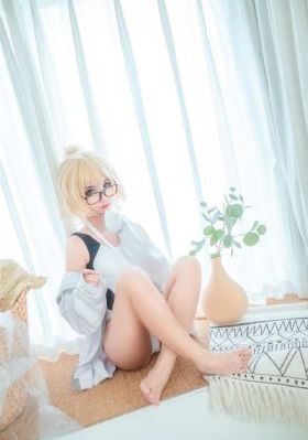 欧美模特街拍照片_1080P最新电影在线观看