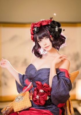 欧美富豪美女_蓝光免费在线播放
